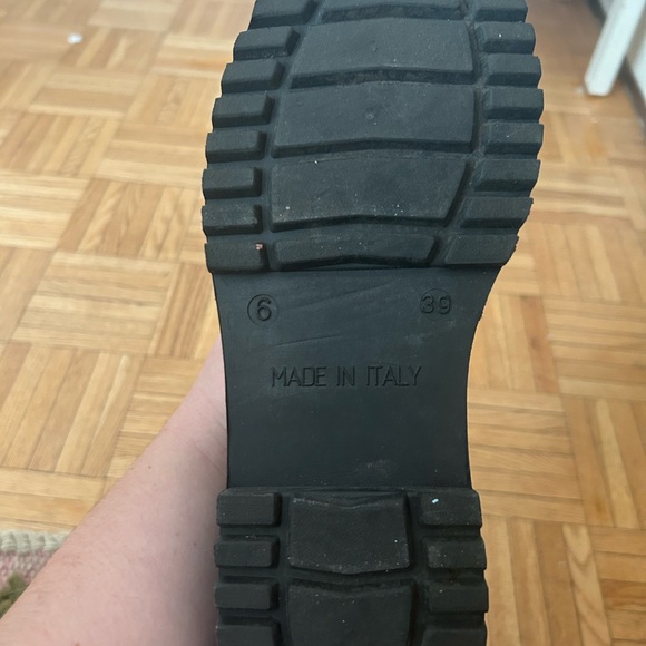 ASOS Black Platform Boots - Picture 5 of 5